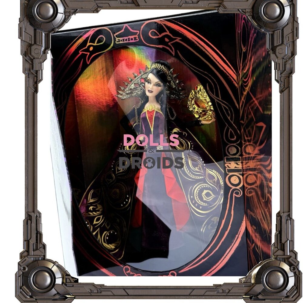 Evil queen masquerade